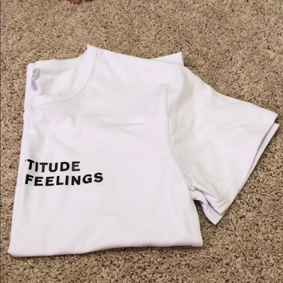 Sassy T-Shirt 💁🏻‍♀️ - Picture 2 of 2